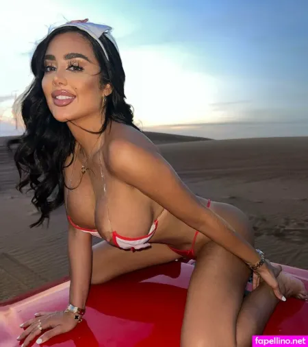 Lina London OnlyFans Thumbnail #KkoRDfv0ay