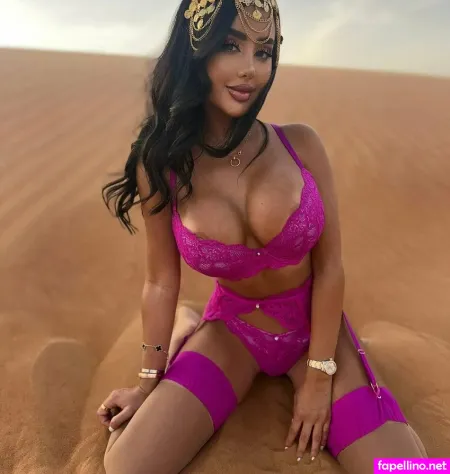 Lina London OnlyFans Thumbnail #nLtUaa8Mda