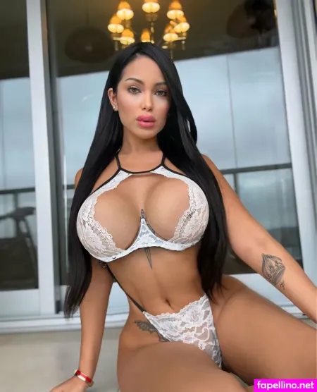 Lina Lovely OnlyFans Thumbnail #4jGwjMboaV