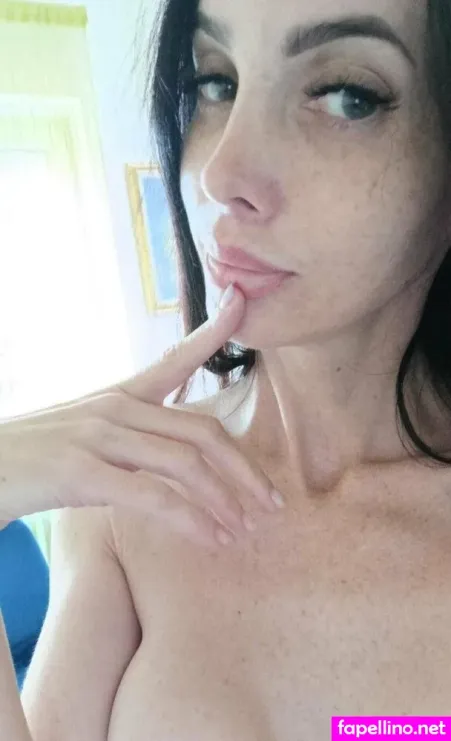 Lina Lovely OnlyFans Thumbnail #EpH2IUTKGH