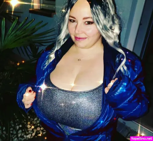 Lina Melina Sparks OnlyFans Thumbnail #7o1ME0dFaQ