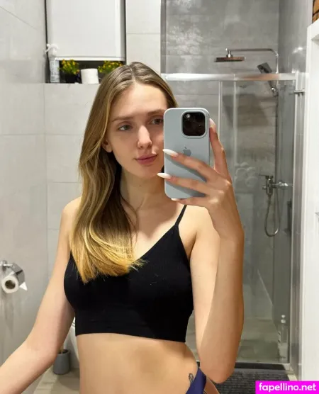 Lina Meow OnlyFans Thumbnail #9M6CbamiXa