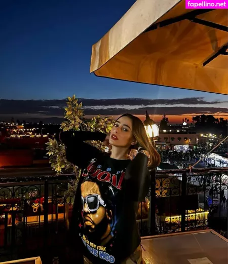 Lina Moumni OnlyFans Thumbnail #0K2ilhdj9d