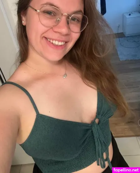Lina Privat OnlyFans Thumbnail #0rrzcgOcJ4
