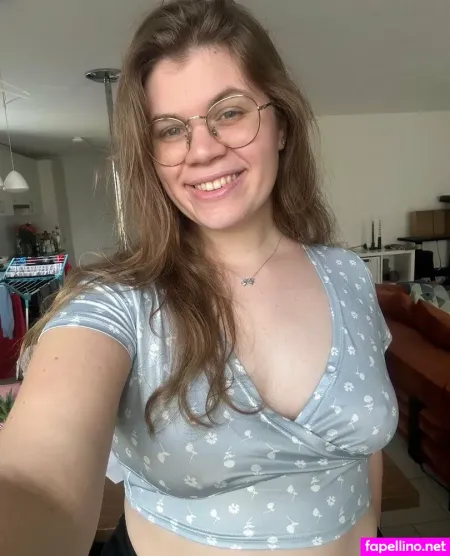 Lina Privat OnlyFans Thumbnail #2kFW4yiR4N