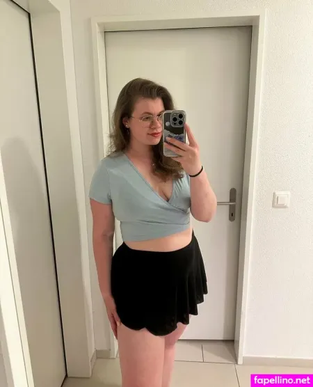 Lina Privat OnlyFans Thumbnail #6EyPwWO1GG