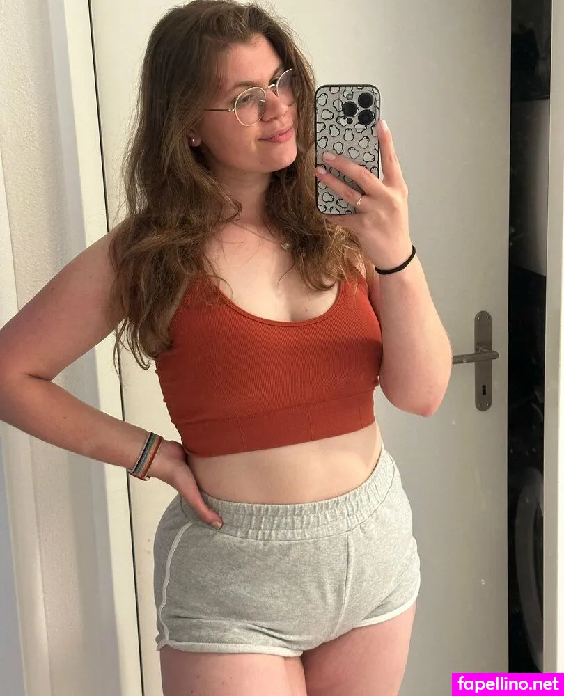 lina.privat, linaa_privat Nude Leaked OnlyFans Photo #CcyvnCVn04