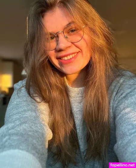 Lina Privat OnlyFans Thumbnail #ECf7puYf4A