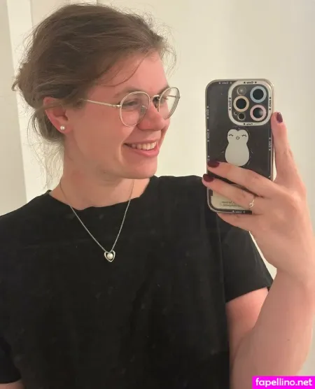 Lina Privat Main Profile Photo