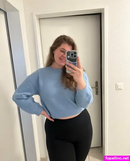 Lina Privat OnlyFans Thumbnail #eUHVrIqkY3