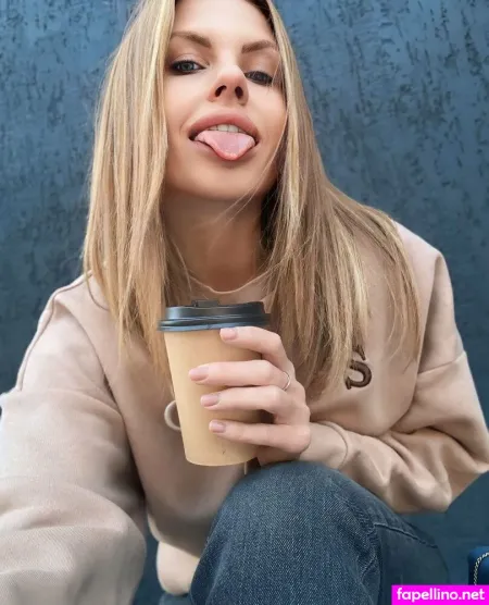 Lina Raven X Main Profile Photo