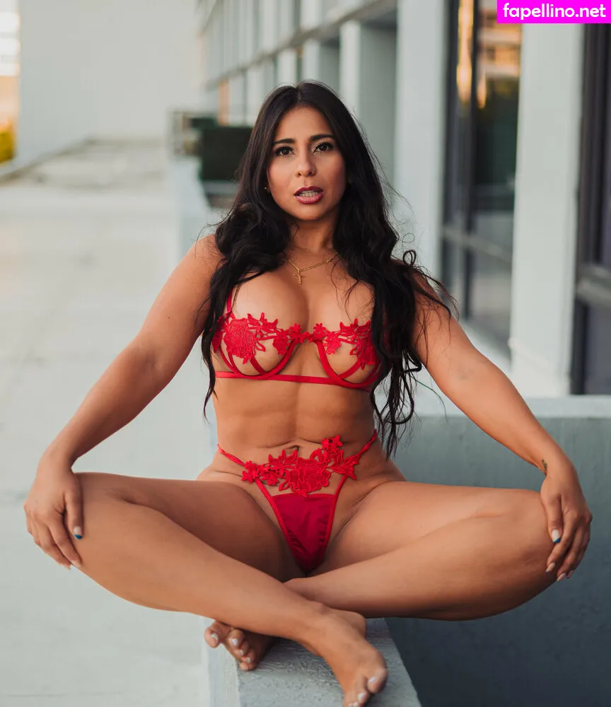 bb_layna, linasilvar Nude Leaked OnlyFans Photo #CnUmyKF4RR