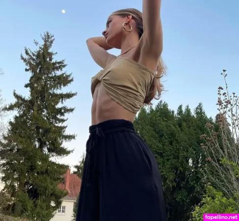 Lina Traenckner OnlyFans Thumbnail #ERPpIqm5Tc