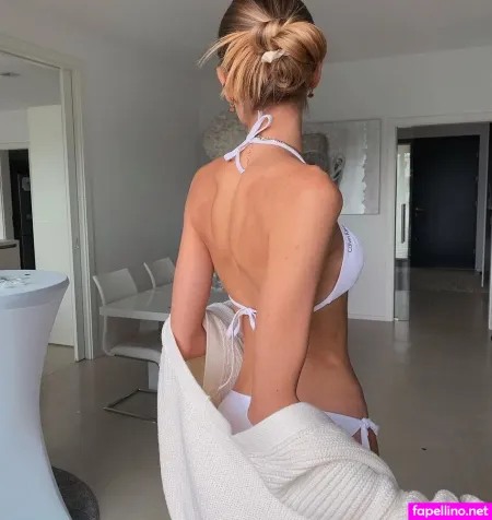 Lina Traenckner OnlyFans Thumbnail #rwBYj0uwU5