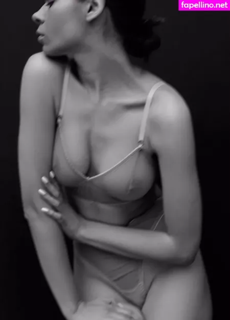 Lina Tsapova OnlyFans Thumbnail #LNFZwSTB5j