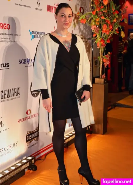 Lina Van De Mars Main Profile Photo