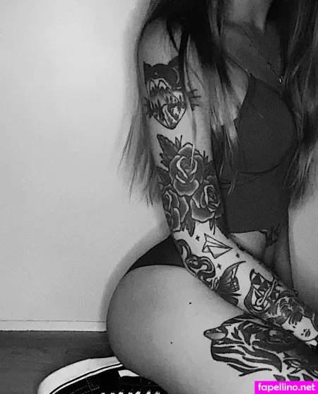 Linaallen OnlyFans Thumbnail #OaJsL9TFP6