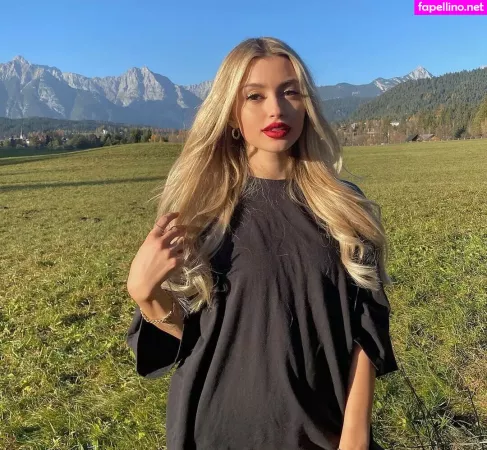 Linabmn OnlyFans Thumbnail #MpRRMaSSOl