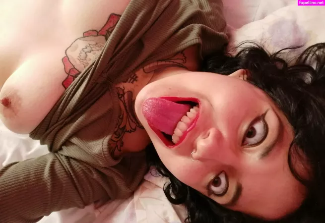 Linacamposanto OnlyFans Thumbnail #sXiunJiM1P