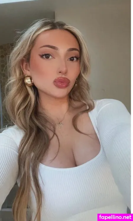 Linalexi OnlyFans Thumbnail #0ODF34vVQx