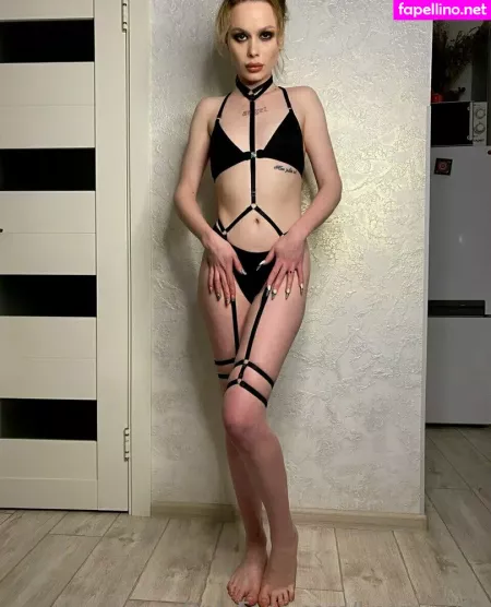 Linaroyalty OnlyFans Thumbnail #fW2ksh9VJd