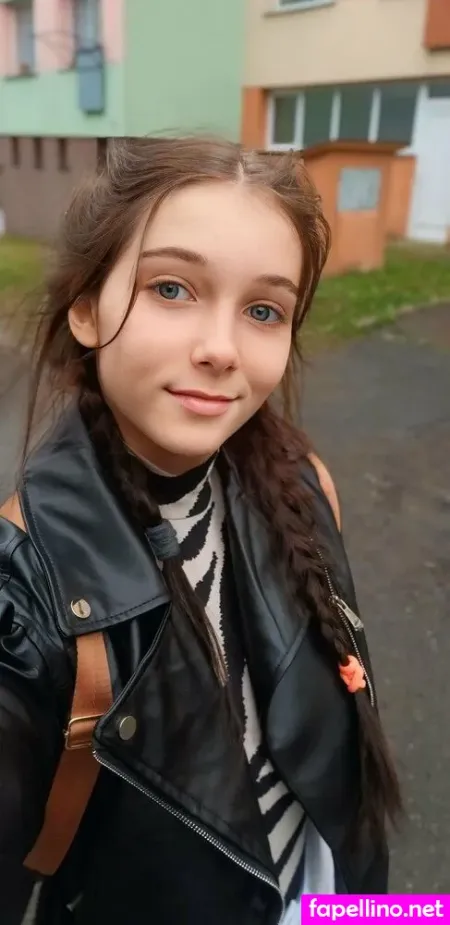 Linashy OnlyFans Thumbnail #Gy5CLkiyXE