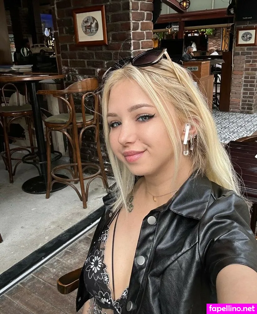 Linasuozgen, cannabiseyes, mantislia Nude Leaked OnlyFans Photo #5eX04xWMvQ