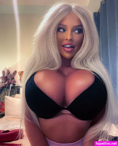 Linavegas OnlyFans Thumbnail #oM7UguMOZg