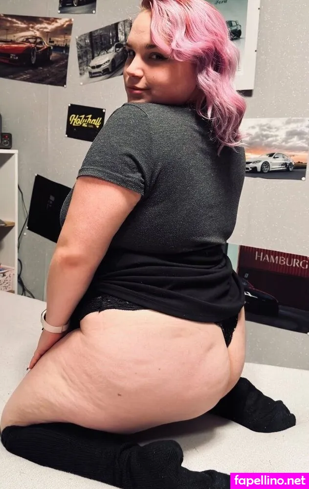 Linchen_fl Nude Leaked OnlyFans Photo #53jwZ4R2by