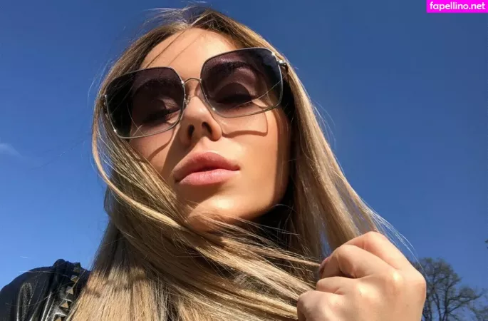 Linda 0nline OnlyFans Thumbnail #ccHNnCcahr