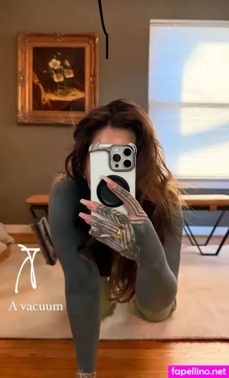 Linda Bishop OnlyFans Thumbnail #M5iBcFBUX3