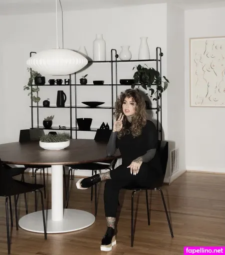 Linda Bishop OnlyFans Thumbnail #os355G6H5Y