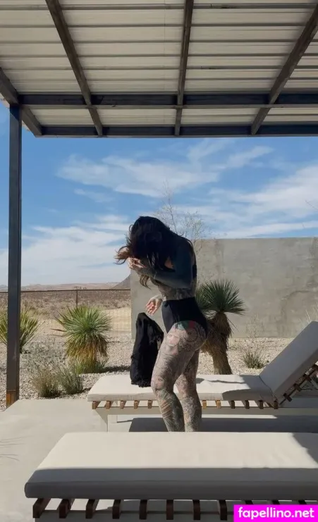 Linda Bishop OnlyFans Thumbnail #qQNbQkNaM4