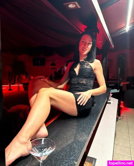 Linda Caprice OnlyFans Thumbnail #ufJ3Th0O7E