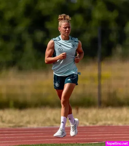 Linda Dallmann OnlyFans Thumbnail #ETGTrQbEtL