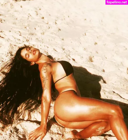 Linda De Morrer OnlyFans Thumbnail #IPiZjUCjVt