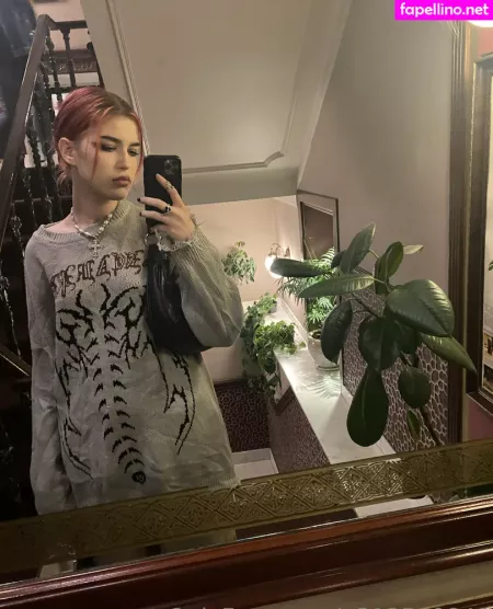 Linda Dragon OnlyFans Thumbnail #LYJar2hAG0