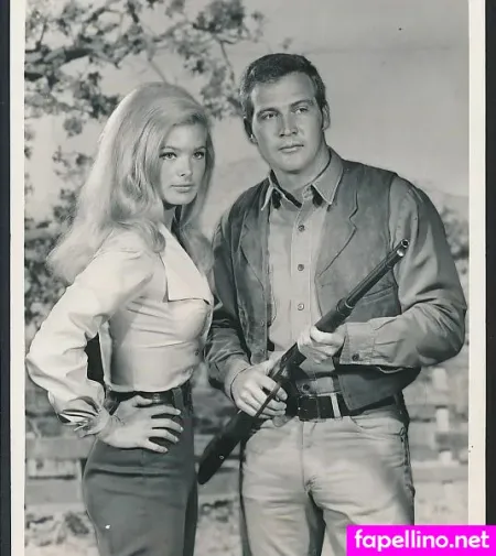 Linda Evans OnlyFans Thumbnail #VTCMpco2bE