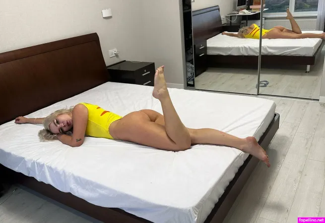 Linda Goth OnlyFans Thumbnail #4HKupf1RIS