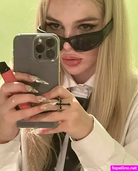 Linda Goth OnlyFans Thumbnail #mSJFKvK9oK