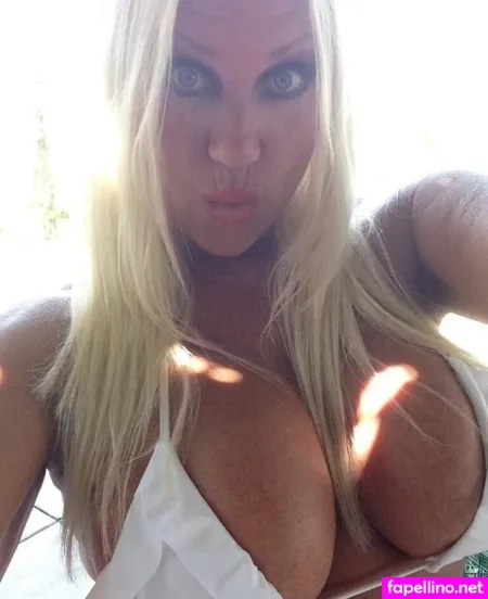 Linda Hogan OnlyFans Thumbnail #iATpksCrgi