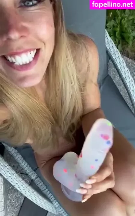 Linda Krieger Mock OnlyFans Thumbnail #US7Mp6Vzt8