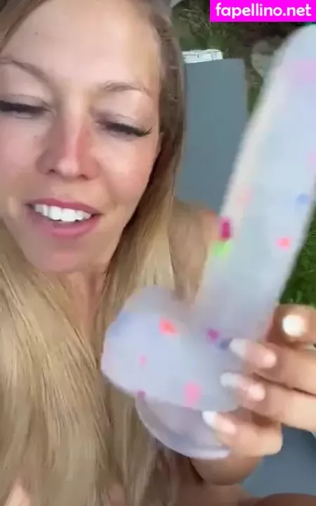 Linda Krieger Mock OnlyFans Thumbnail #WMN15g3Dde