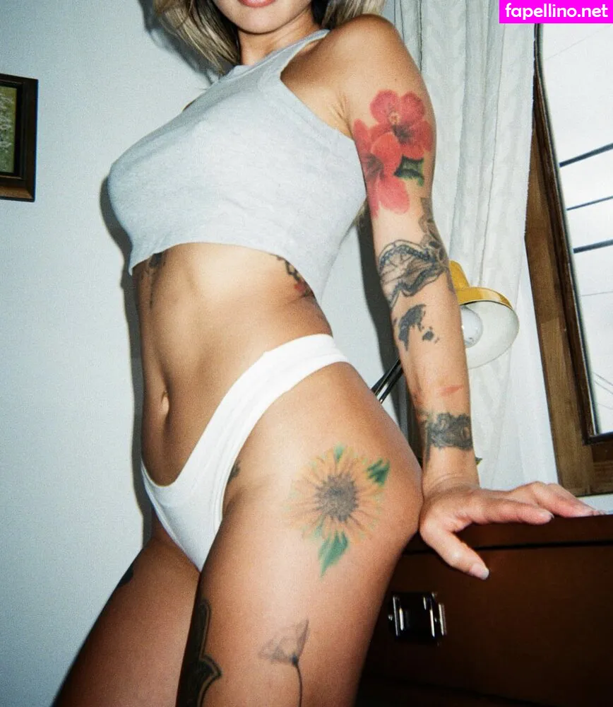 foodsandnood.s, lindarainbow Nude Leaked OnlyFans Photo #CnxHHx0eVN