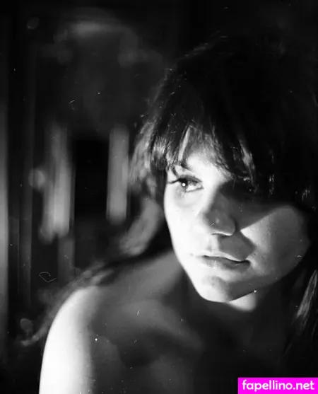 Linda Ronstadt OnlyFans Thumbnail #G6BWwAq92r