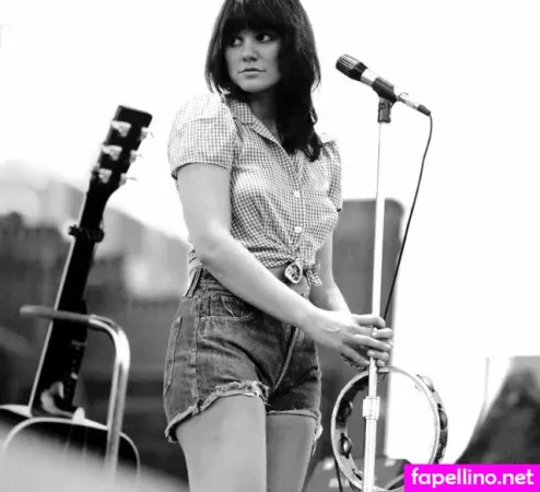 Linda Ronstadt OnlyFans Thumbnail #S1pIQcNfZ4