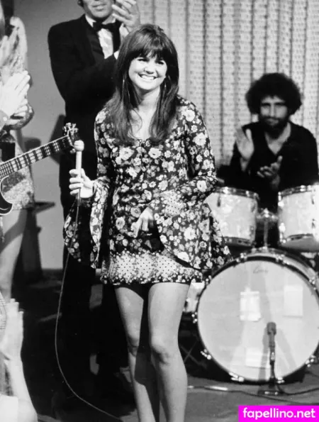 Linda Ronstadt OnlyFans Thumbnail #UcT6vV1SWE