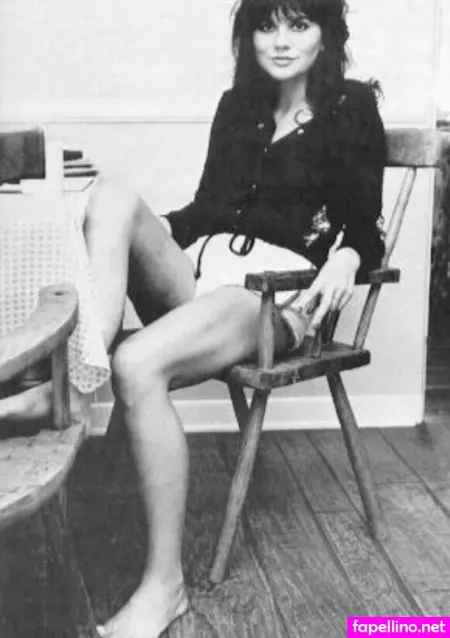 Linda Ronstadt OnlyFans Thumbnail #Z3onwTMx3C