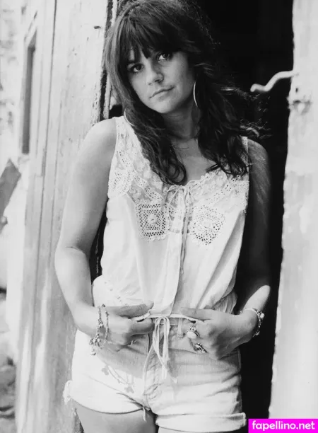 Linda Ronstadt OnlyFans Thumbnail #aaDLebBWeZ