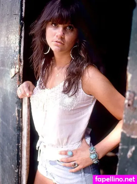 Linda Ronstadt OnlyFans Thumbnail #mOTtXLVMMO